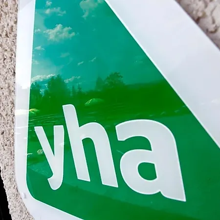 Yha Langdale Hotel 2*