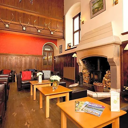 Yha Langdale Hotel 2*